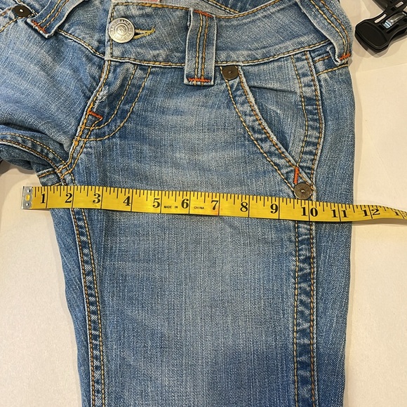 True Religion Sammy Big T Jeans Women’s 27 LIGHT Wash Contrast Stitching Y2K - Picture 11 of 16
